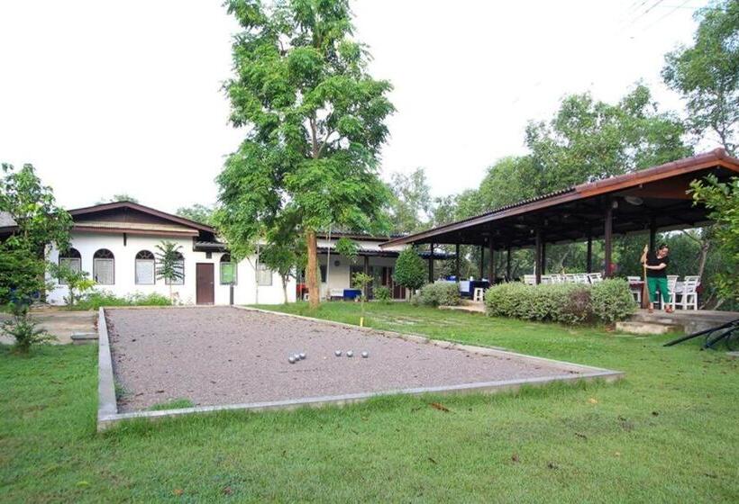 هتل Baan Suan Nuan Ta