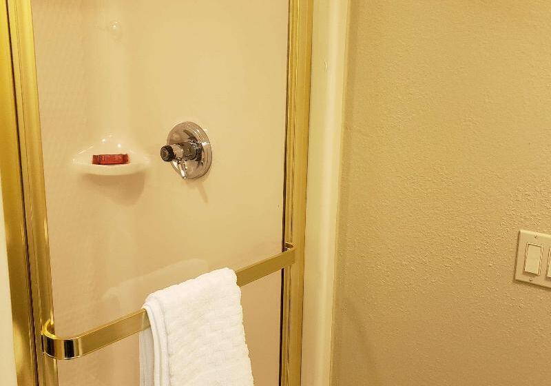 בית מלון כפרי Best Western Plus Gardena Los Angeles Inn & Suites