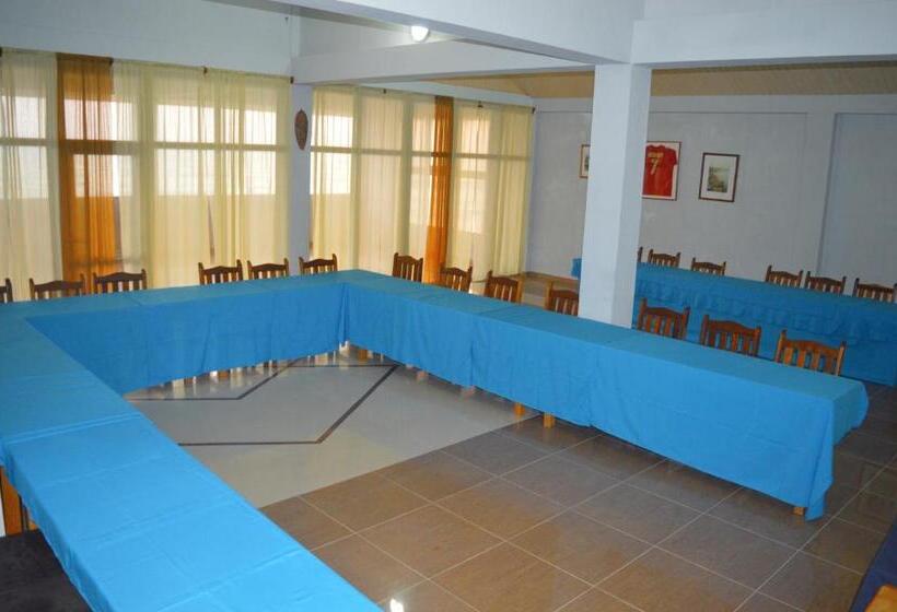 هتل Elmina Bay Resort
