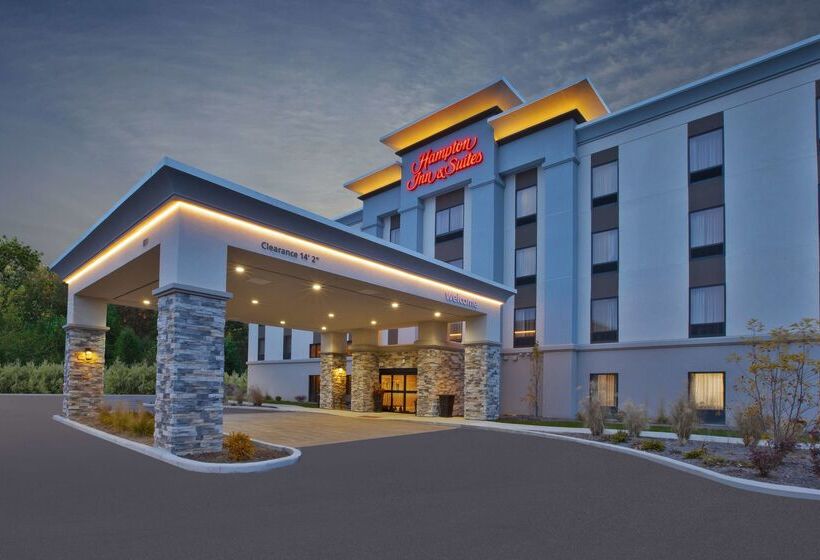 هتل Hampton Inn & Suites Alliance