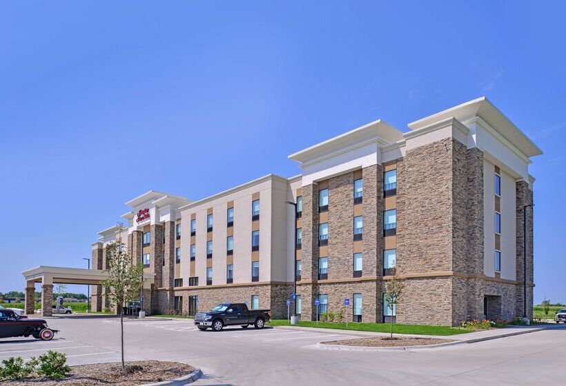 בית מלון כפרי Hampton Inn & Suites Altoonades Moines