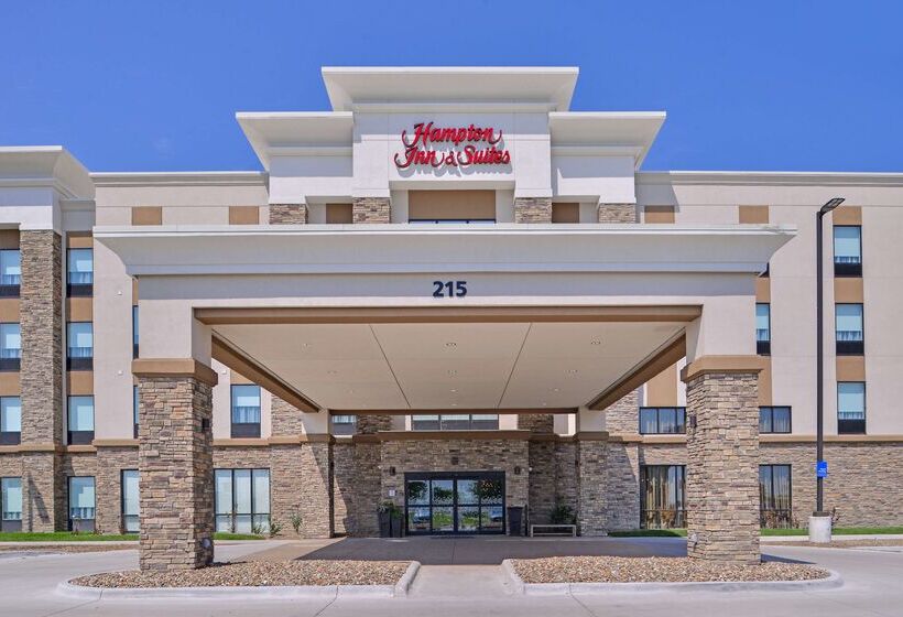 هتل Hampton Inn & Suites Altoonades Moines