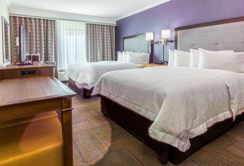 酒店 Hampton Inn & Suites Dublin
