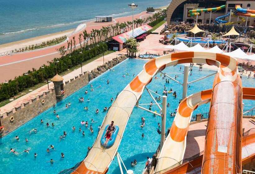 هتل Hilton Yantai Golden Coast