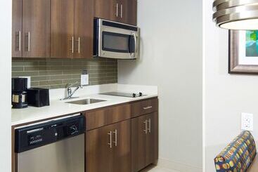 هتل Homewood Suites By Hilton Houston / Katy Mills Mall