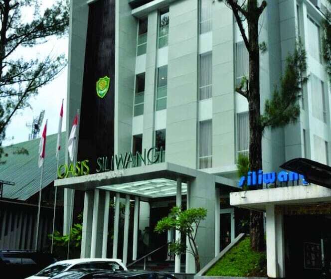 Fotos del hotel Oasis Siliwangi Sport:  21