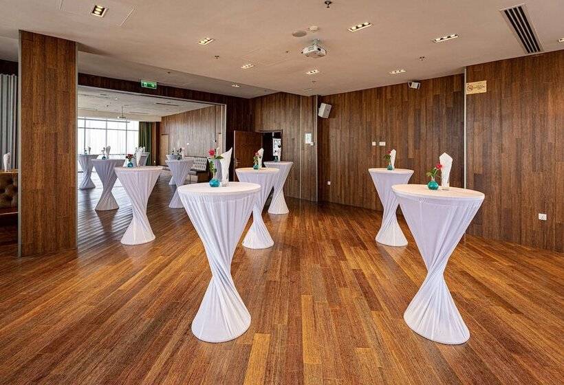 Fotos del hotel Ramada Addis, Addis Ababa:  7