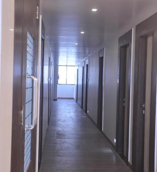فندق Sai Residency