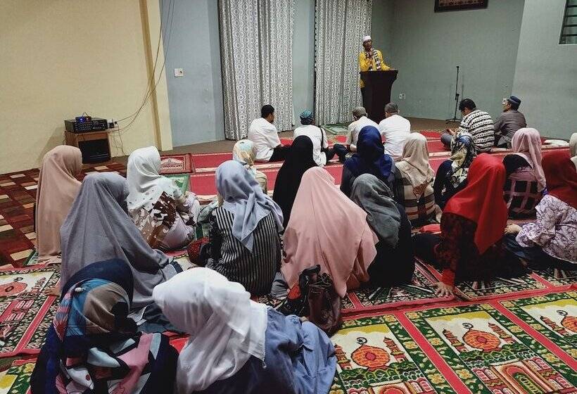 هتل Surya Palace Syariah