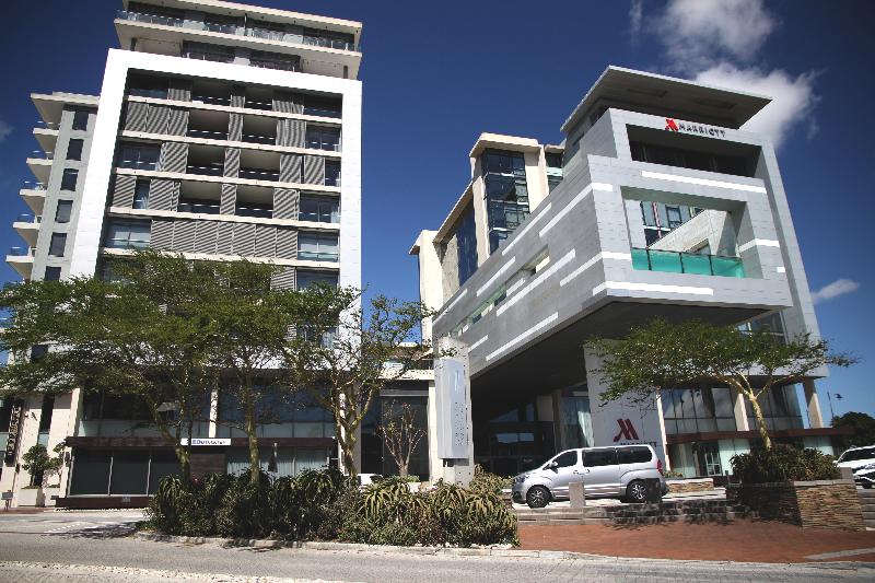هتل The Residences At Crystal Towers