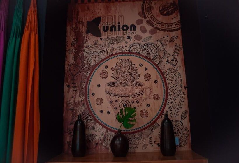 هتل Unión Plaza Moteria