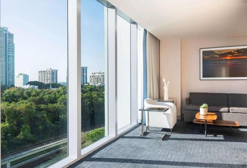 Novotel Miami Brickell