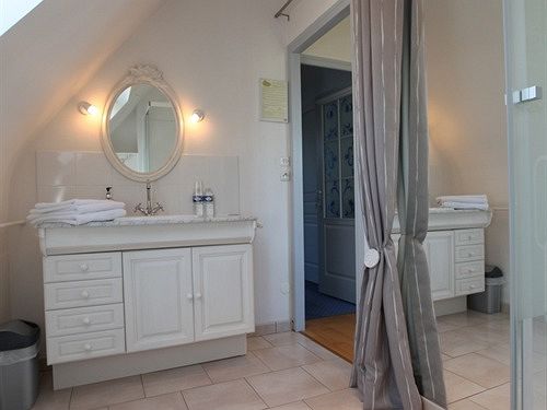 پانسیون Bed & Breakfast Les Orchidées