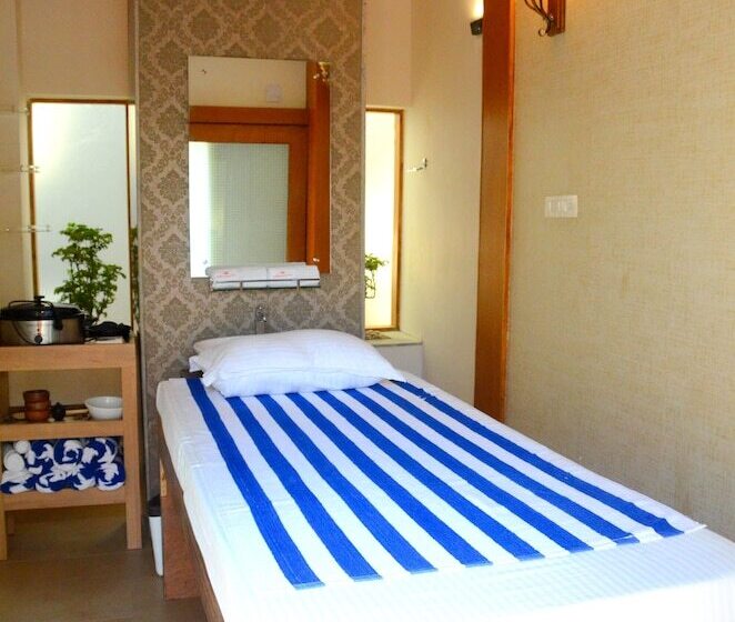 Pramod Convention & Beach Resort