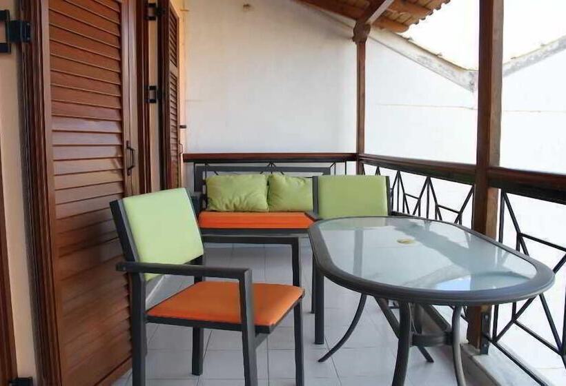 Vicky Apartments