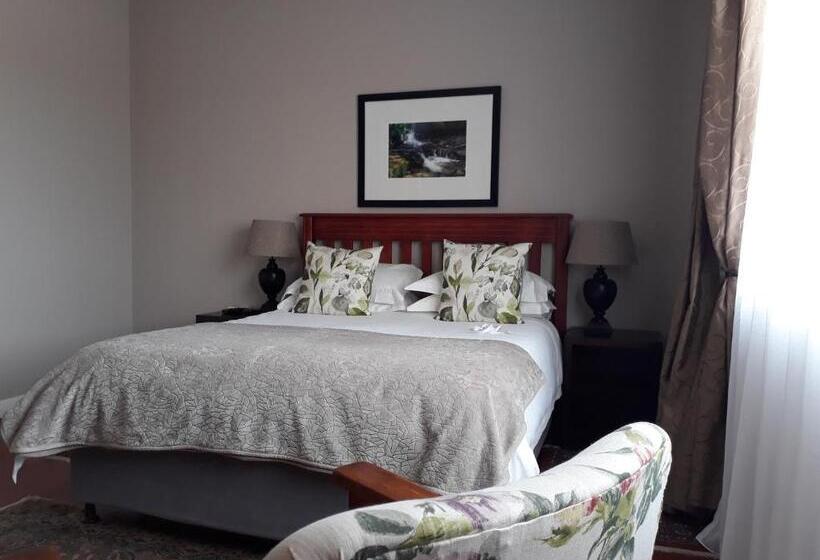 مبيت وإفطار Harewood Lodge