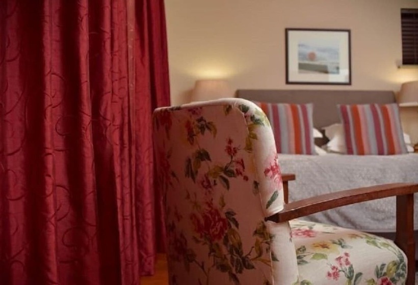 مبيت وإفطار Harewood Lodge