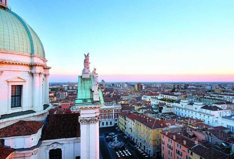 تختخواب و صبحانه Relais Il Leoncino