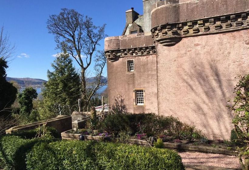 هتل Castle Levan B&b