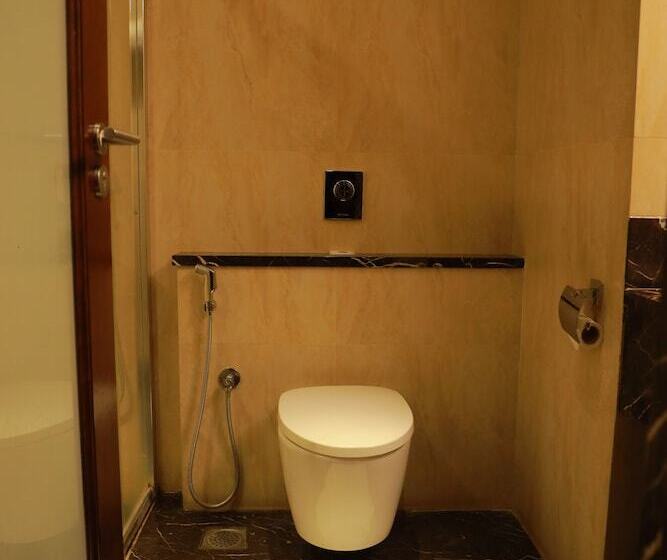 Отель Cj Pallazzio,salem