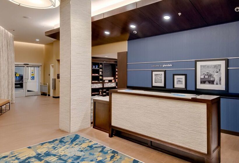 هتل Hampton Inn & Suites Los Angeles   Glendale