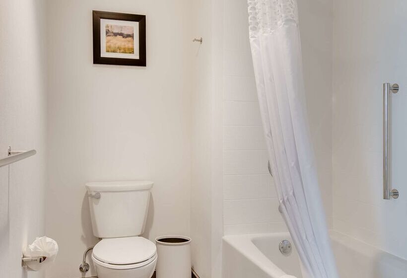 هتل Hampton Inn & Suites Los Angeles   Glendale