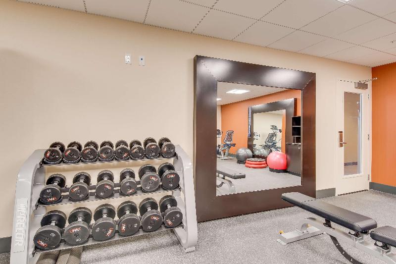 هتل Hampton Inn & Suites Los Angeles   Glendale