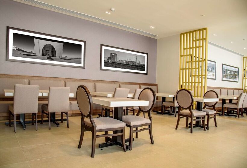 هتل Hampton Inn By Hilton Piedras Negras