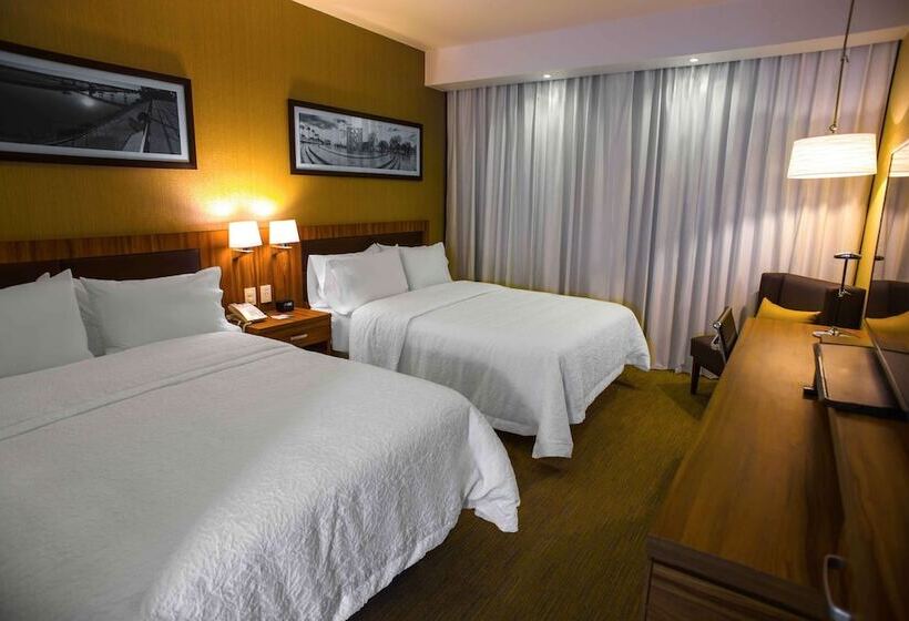 هتل Hampton Inn By Hilton Piedras Negras