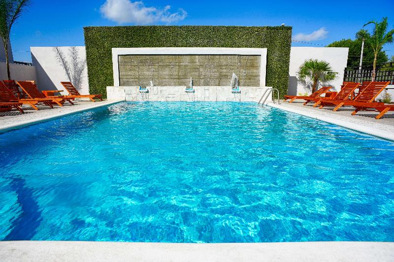هتل Hampton Inn By Hilton Piedras Negras