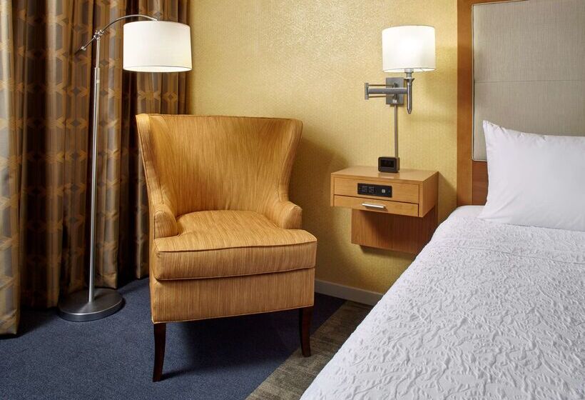 Hotel Hampton Inn & Suites Pittsburgh Airport South–settlers Ridge