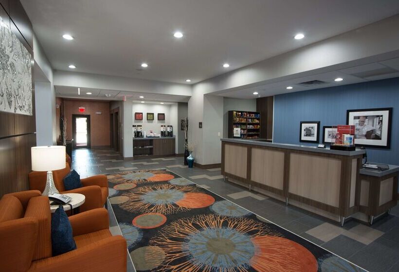 هتل Hampton Inn & Suites Stillwater West