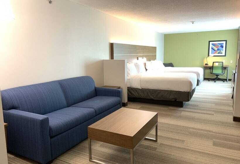 هتل Holiday Inn Express & Suites Danville, An Ihg