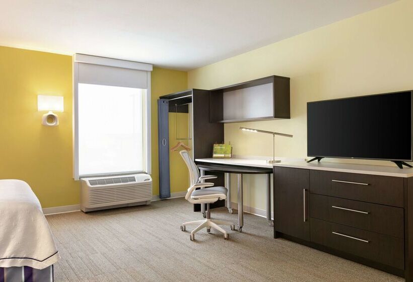 فندق Home2 Suites By Hilton Fort St. John