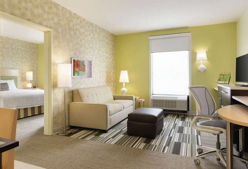 هتل Home2 Suites By Hilton La Crosse