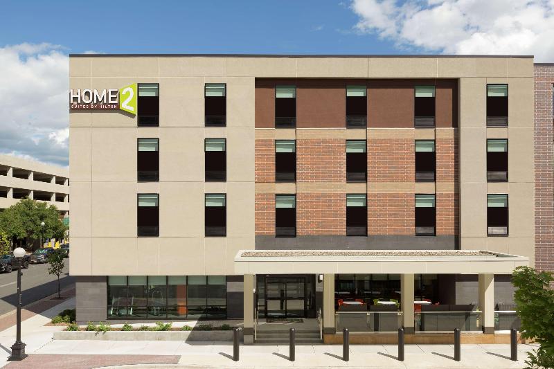 هتل Home2 Suites By Hilton La Crosse