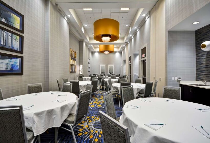 בית מלון כפרי Homewood Suites By Hilton Birmingham Downtown Near Uab