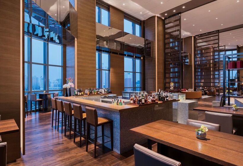 هتل Hyatt Regency Shanghai, Wujiaochang