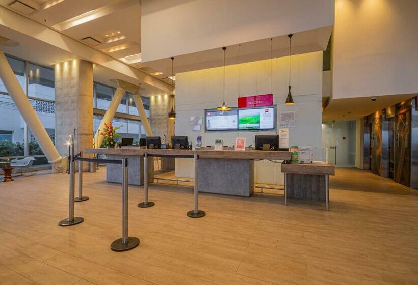 هتل Ibis Cartagena Marbella