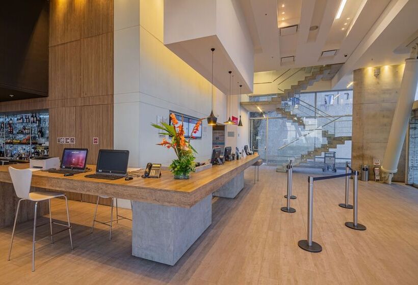 هتل Ibis Cartagena Marbella
