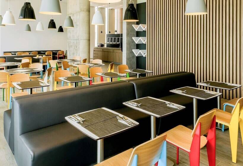 هتل Ibis Cartagena Marbella