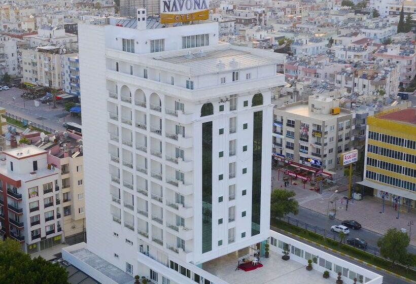هتل Navona