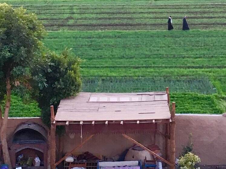 هتل New Memnon