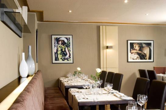 ホテル Neyses Am Park