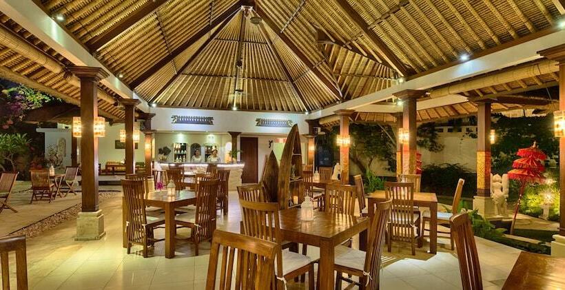호텔 Palm Garden Amed Beach & Spa Resort Bali