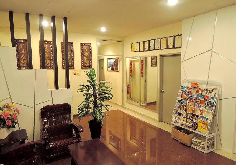 هتل Seri Nilai
