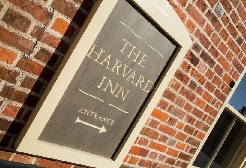 ホテル The Harvard Inn