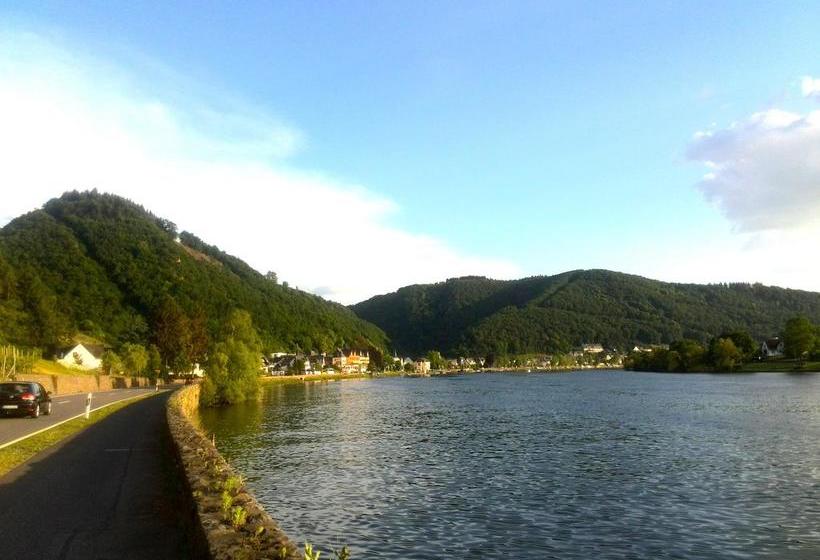 ホテル Waldherberge Moselblick