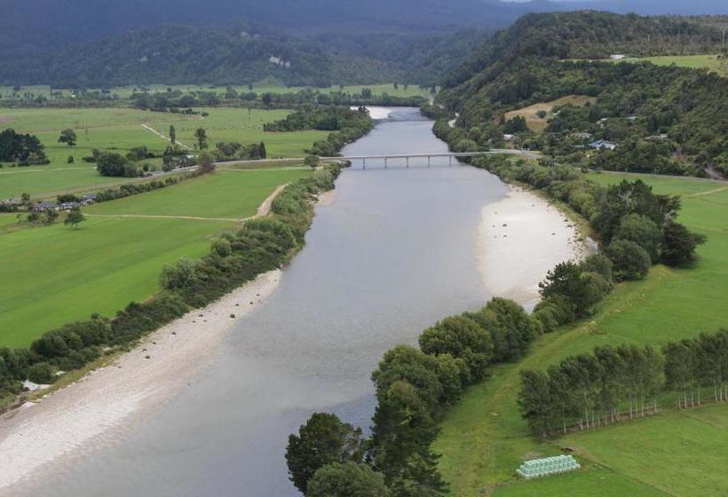 מוטל Last Resort Karamea