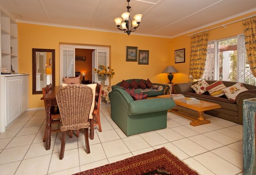 پانسیون Brown Jug Guest House